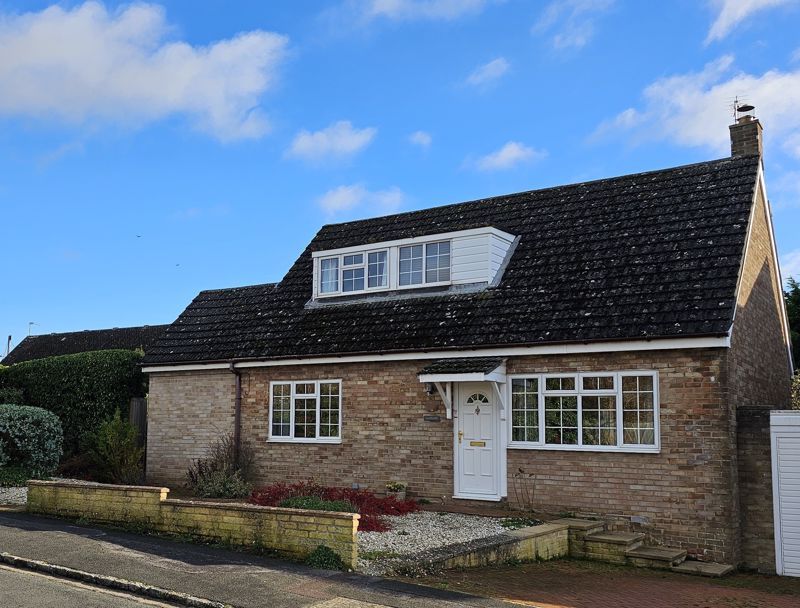 3 bed detached bungalow for sale in Churchill Way, Long Hanborough, Witney OX29, £420,000 Zoopla