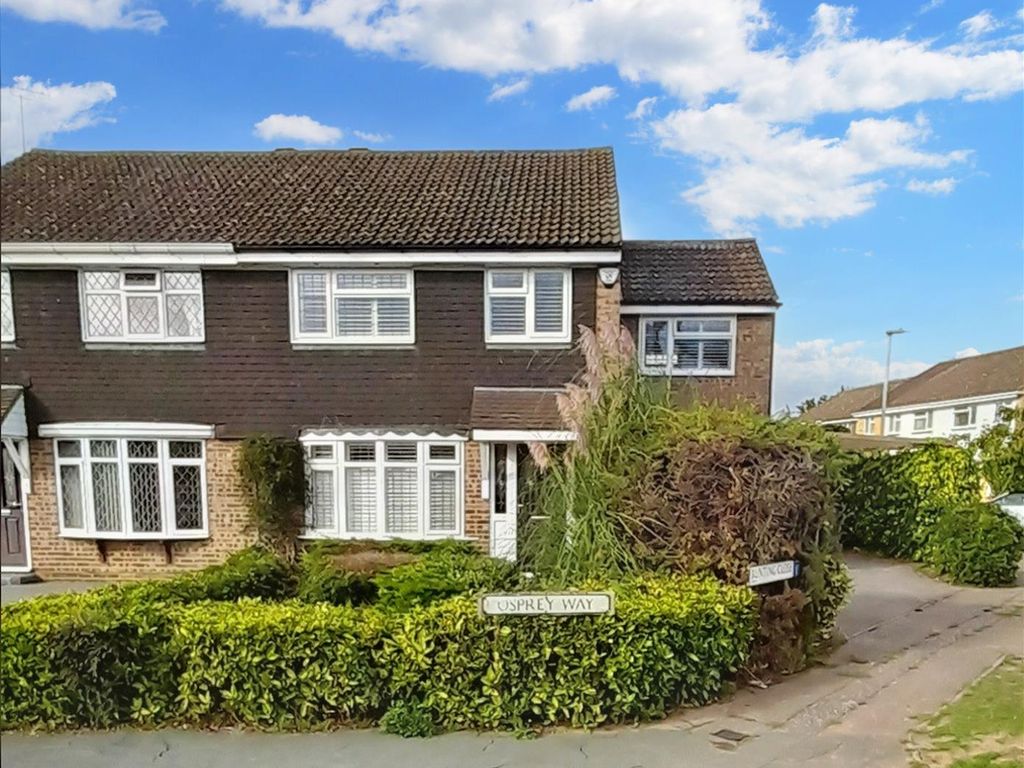 4 bed semidetached house for sale in Osprey Way, Tile Kiln, Chelmsford