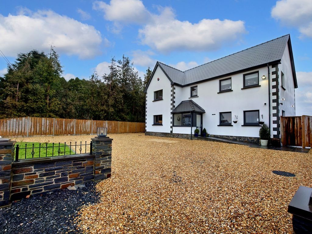 5 bed detached house for sale in Llyn Y Fran Road, Llandysul