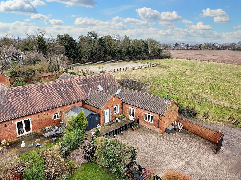 4 bed property for sale in Common Lane, Bramcote, Nottingham NG9, £675,000 Zoopla