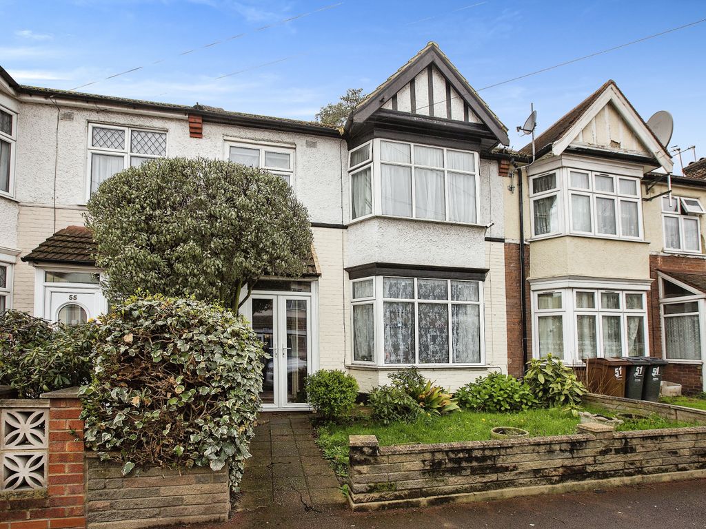 3 bed terraced house for sale in Hurstbourne Gardens, Barking IG11 Zoopla
