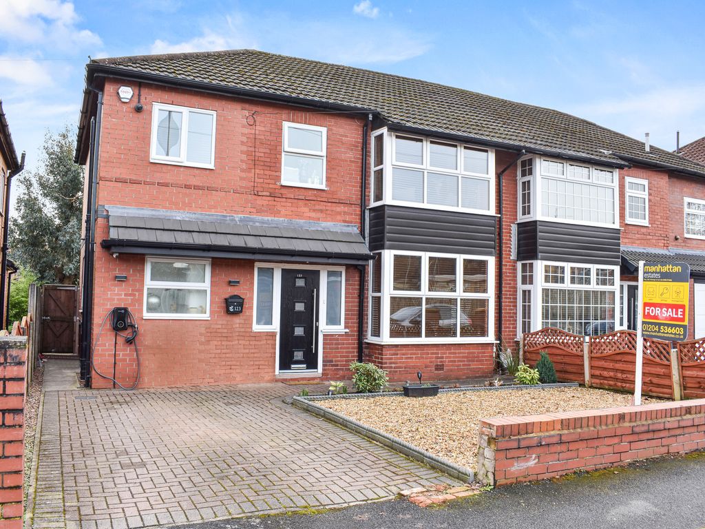 4 bed semidetached house for sale in Moss Bank Way, Astley Bridge