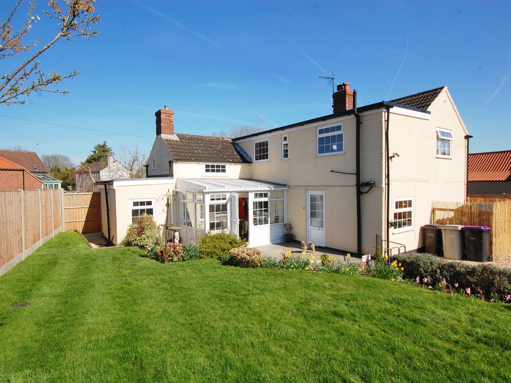 3 bed detached house for sale in Main Road, Belchford, Horncastle LN9