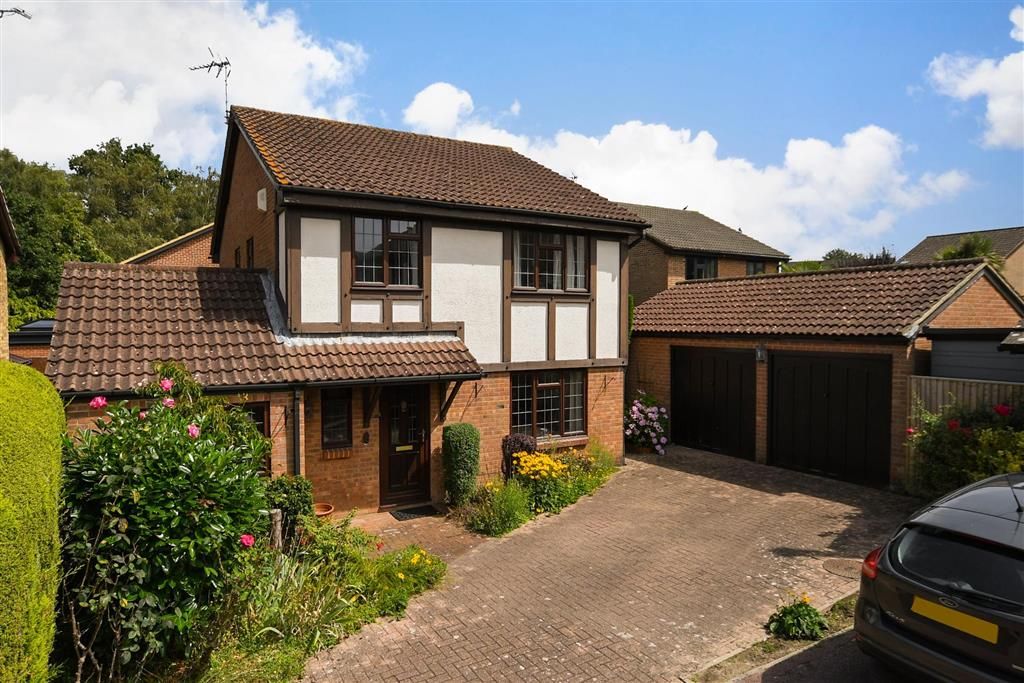 4 bed detached house for sale in Knighton Close, Pound Hill, Crawley