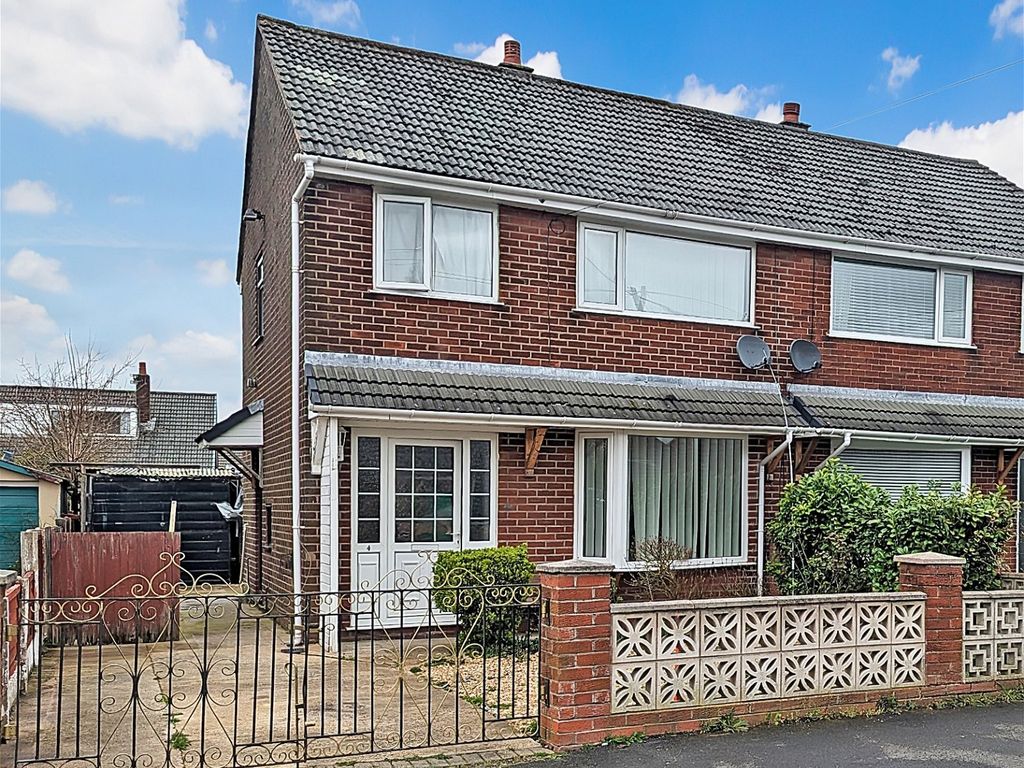 3 bed semidetached house for sale in Severn Drive, WaltonLeDale, Preston PR5, £170,000 Zoopla