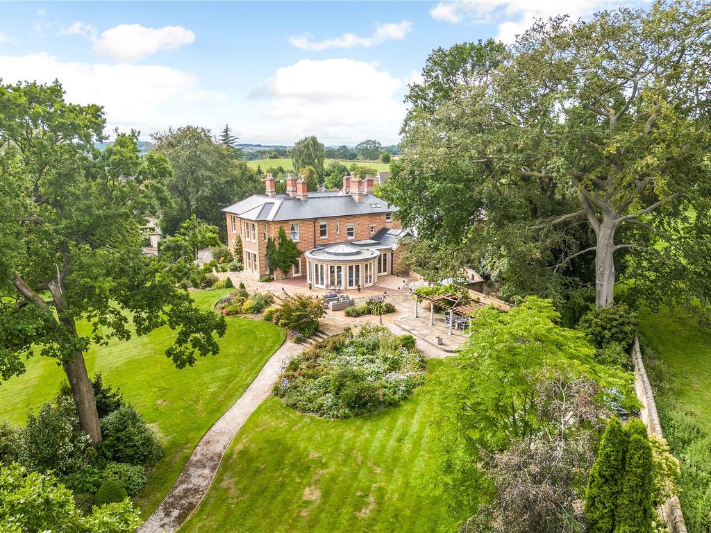 6 bed detached house for sale in Church Road, Quarndon, Derby