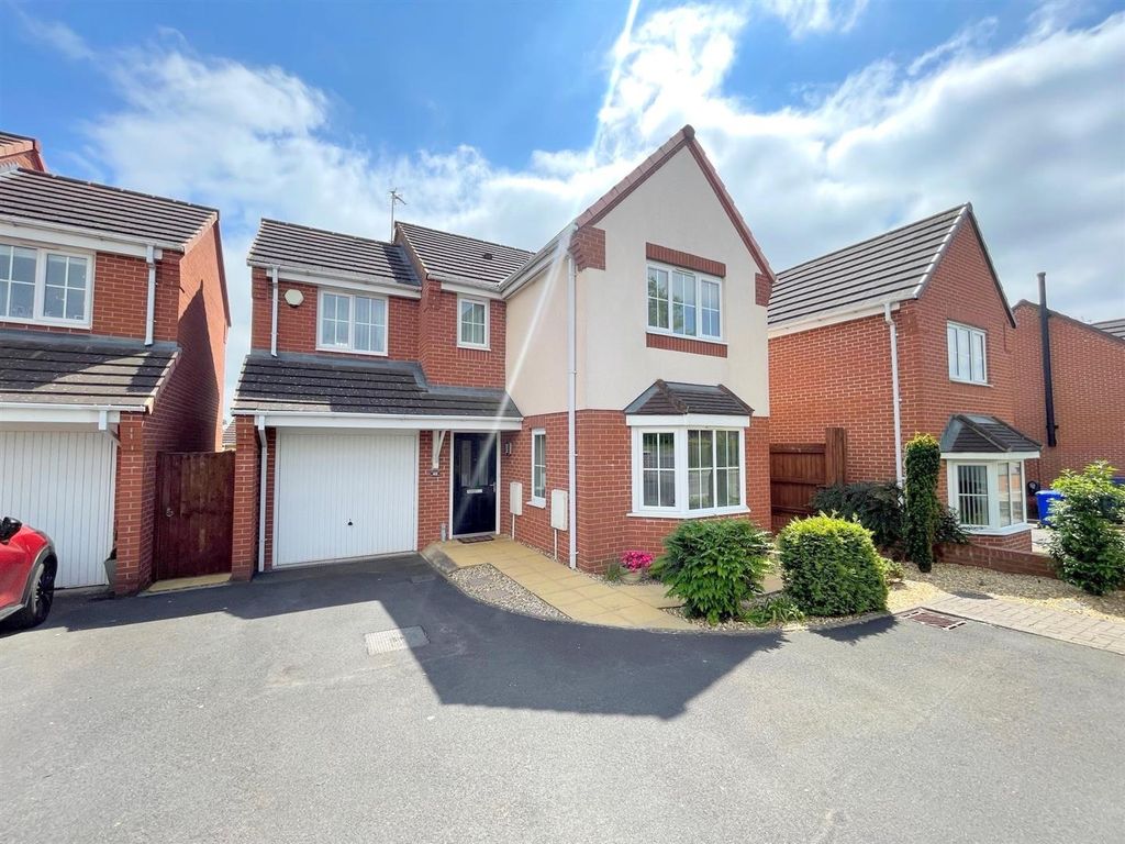 3 bed detached house for sale in Weston Road, Weston Coyney, StokeOn