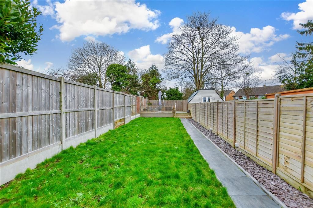 2 bed end terrace house for sale in Mead Road, South Willesborough