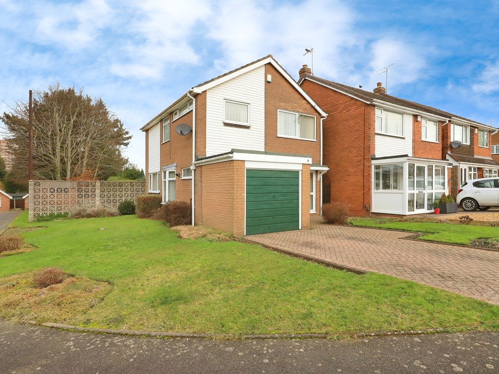 3 bed detached house for sale in Grendon Gardens, Wolverhampton, West