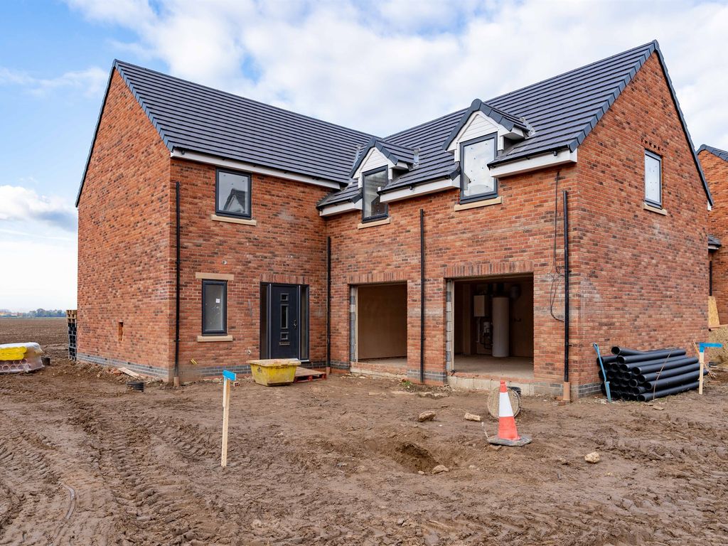 New home, 5 bed detached house for sale in Stockwell Gate, Whaplode