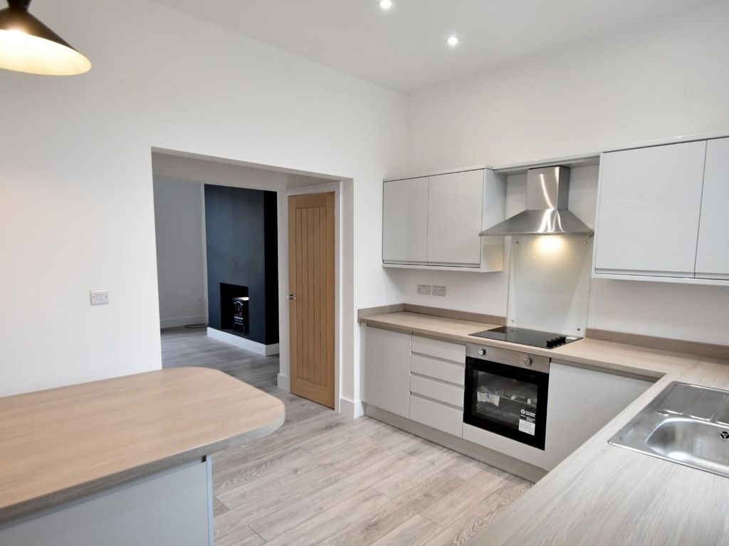 2 bed property for sale in Bolton Road, Bury BL8, £175,000 Zoopla