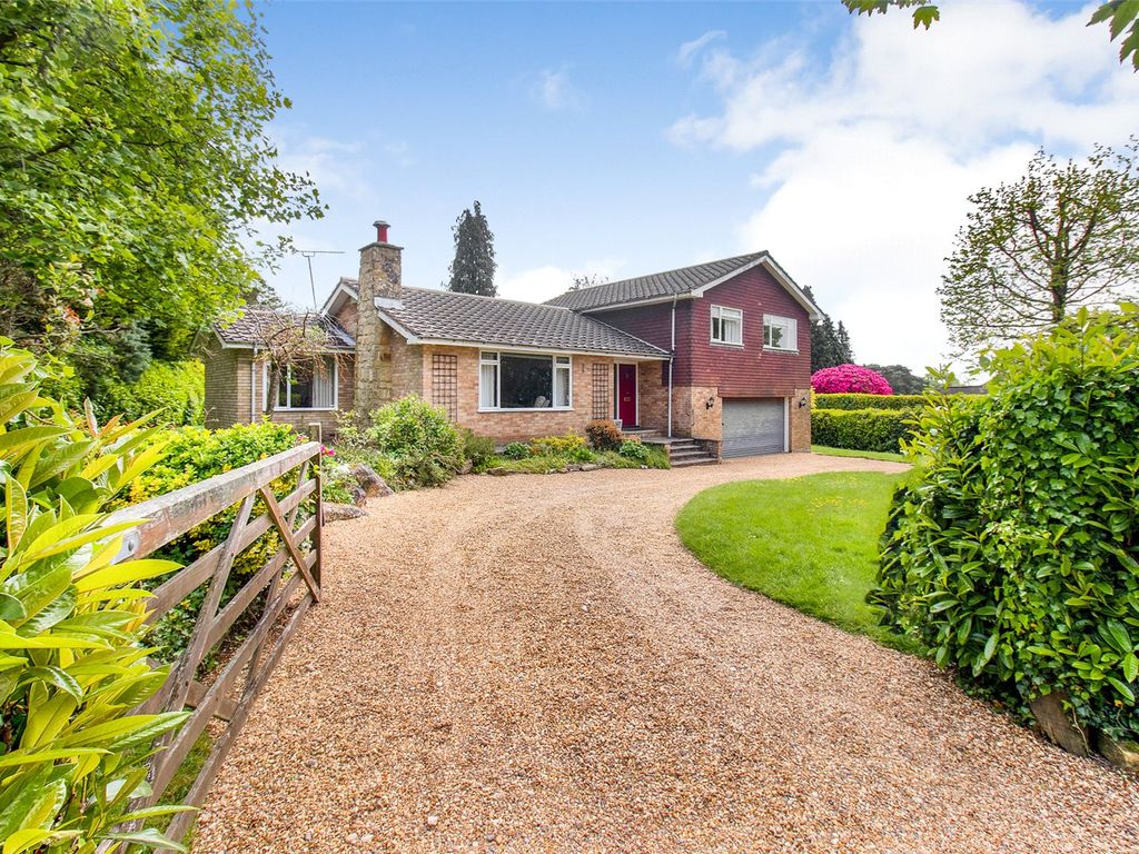 4 bed detached house for sale in High Broom Lane, Crowborough, East