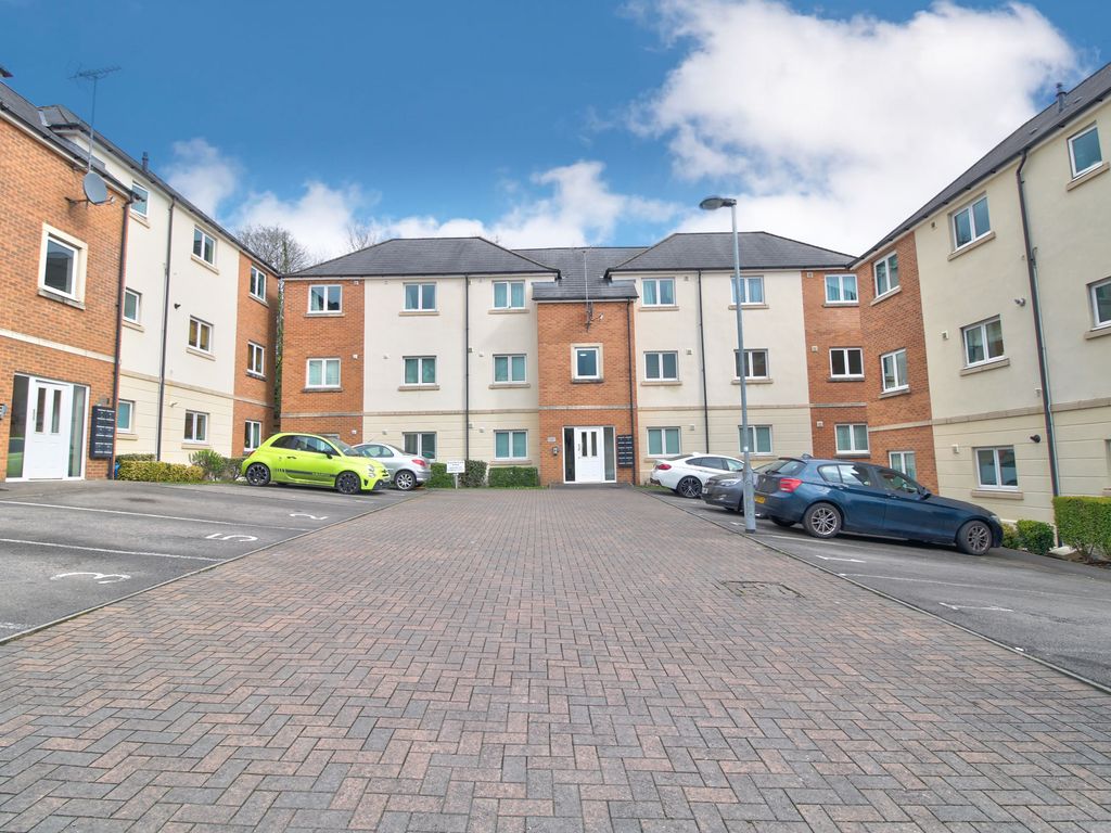 2 bed flat for sale in golden mile view, newport np20