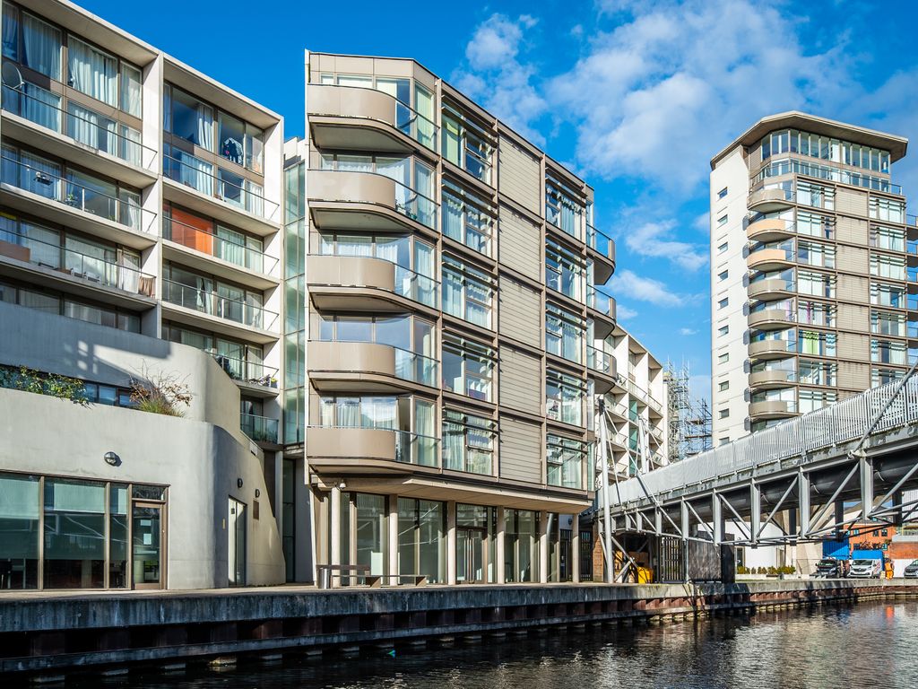 Canal Street Nottingham NG1