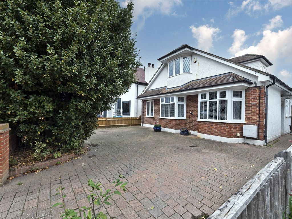 4 bed detached house for sale in Orchard Avenue, Thames Ditton KT7 Zoopla