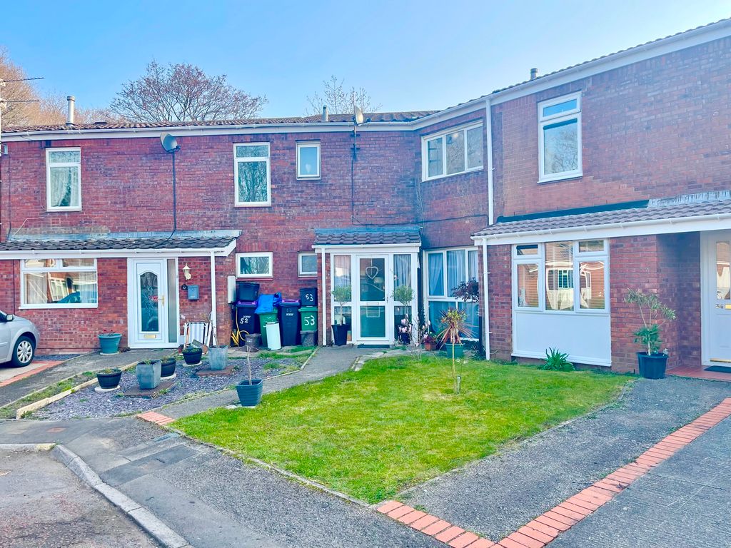 4 bed terraced house for sale in Snowdon Court, Croesyceiliog, Cwmbran