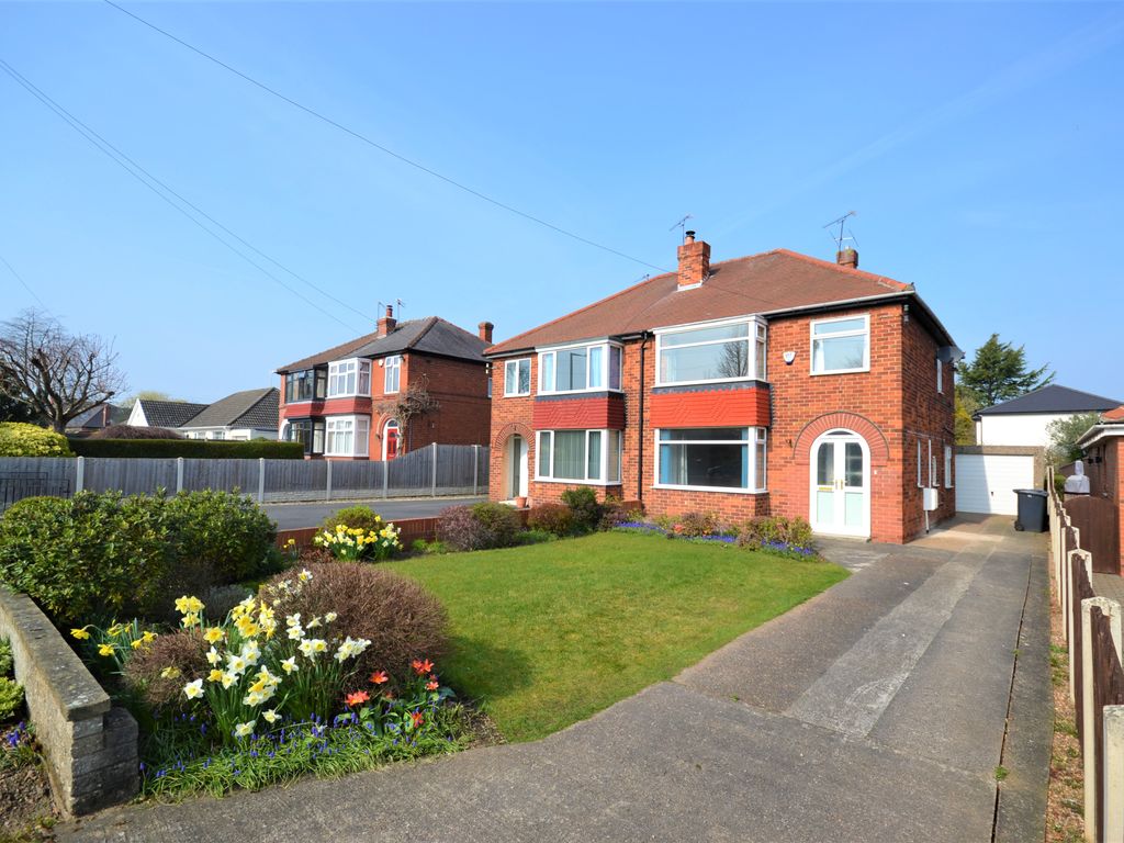 3 bed semidetached house for sale in Melton Road, Sprotbrough