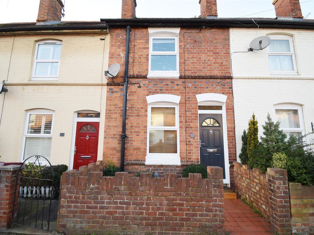 2 bed terraced house to rent in York Road, Reading, Berkshire RG1 Zoopla