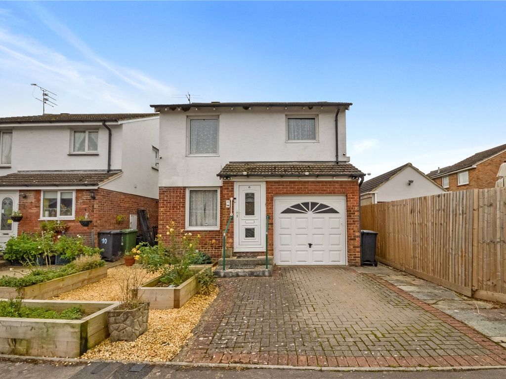 4 bed detached house for sale in Newark Close, Freshbrook, West Swindon