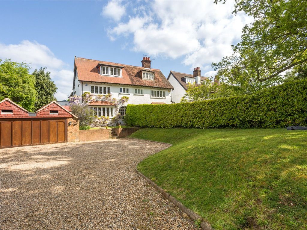 5 bed semidetached house for sale in White Hill, Chesham