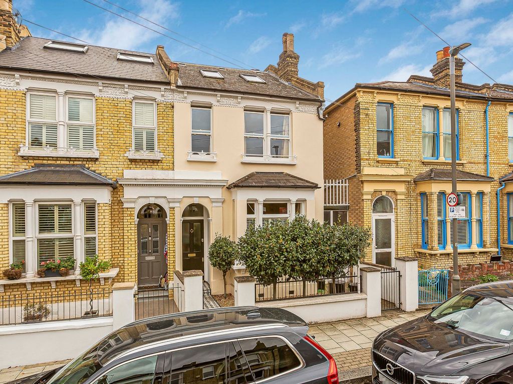4 bed semidetached house for sale in Sarsfeld Road, London SW12, £