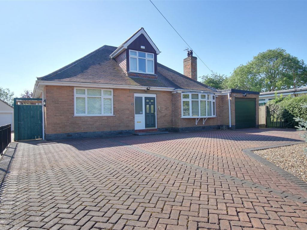 4 bed detached bungalow for sale in West Ella Road, Kirk Ella, Hull