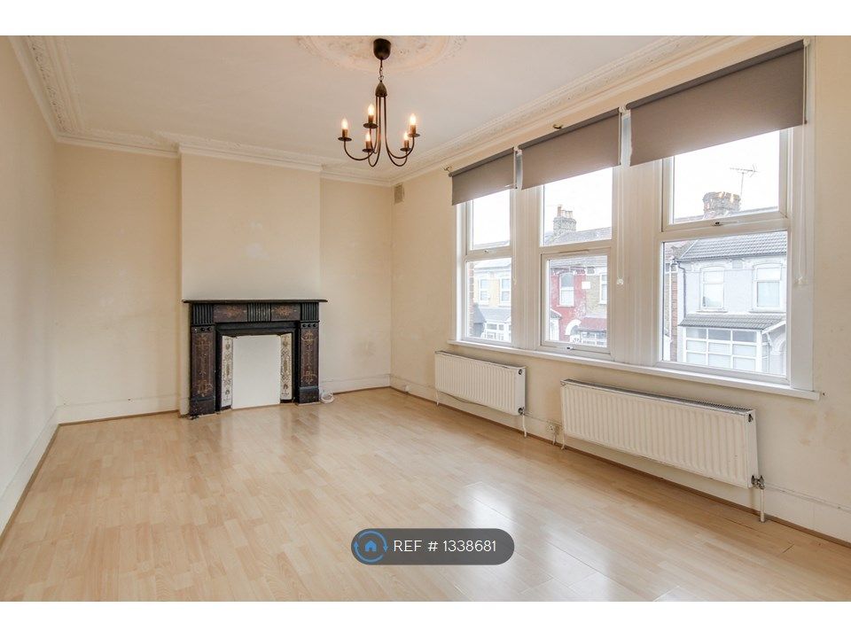1 bed flat to rent in Queens Road, London E17 Zoopla