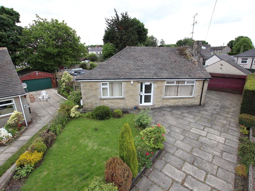 4 bed detached bungalow for sale in Hindley Walk, Horton Bank Top