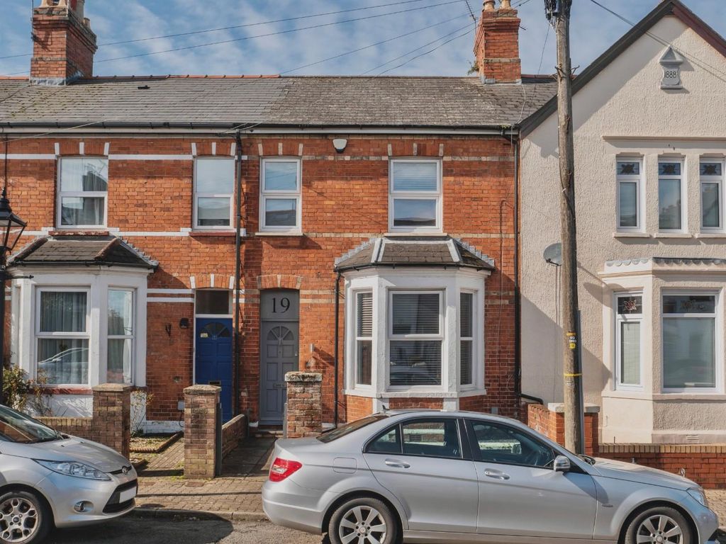 2 bed property for sale in Wood Street, Penarth CF64 Zoopla