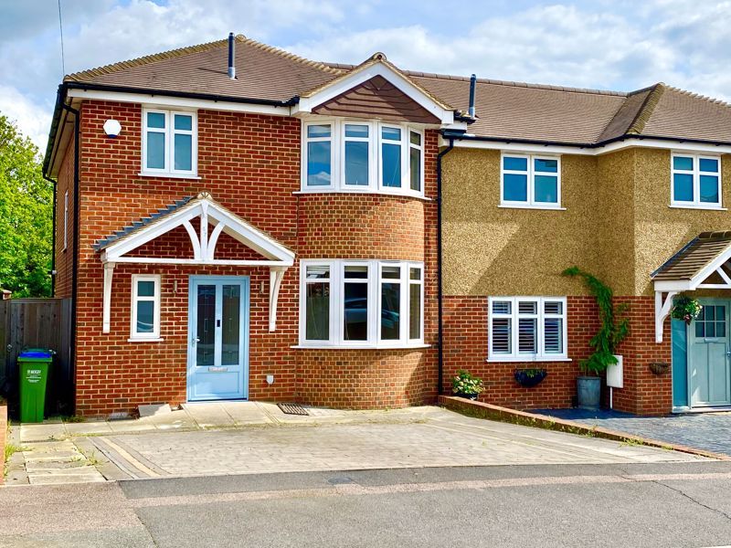 3 bed semidetached house for sale in Valentine Avenue, Bexley DA5 Zoopla