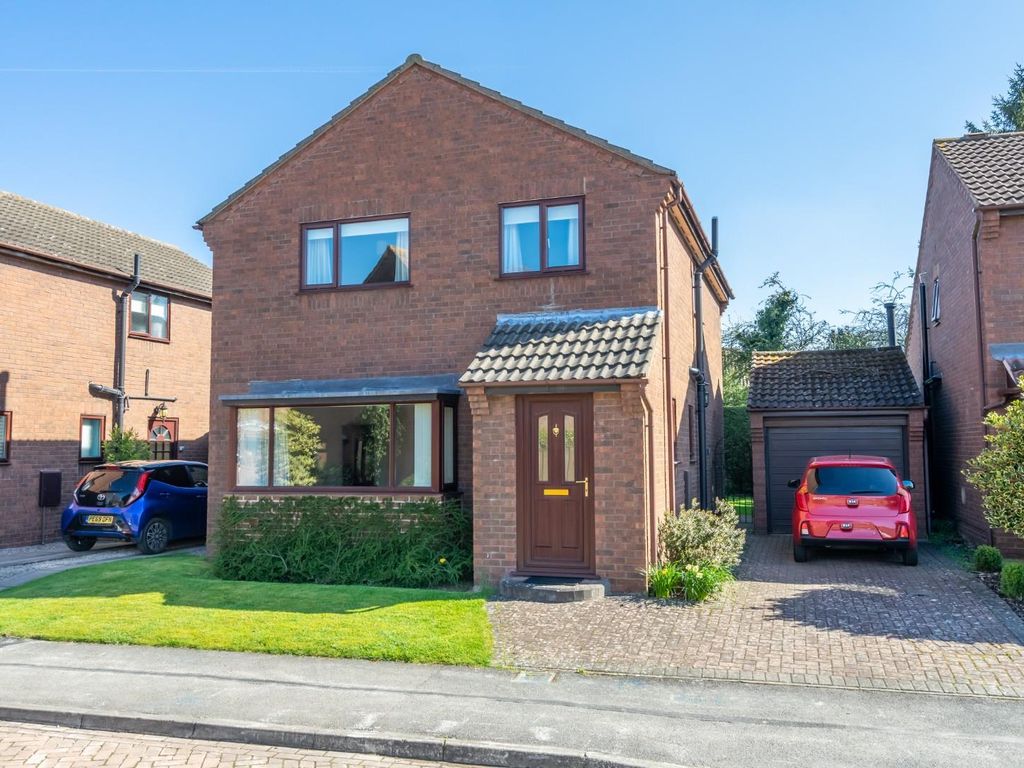 4 bed detached house for sale in Deans Close, York YO23