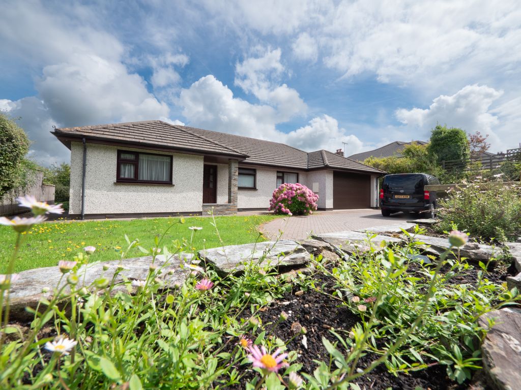 3 bed detached house for sale in Bowden, Stratton, Bude EX23, £595,000