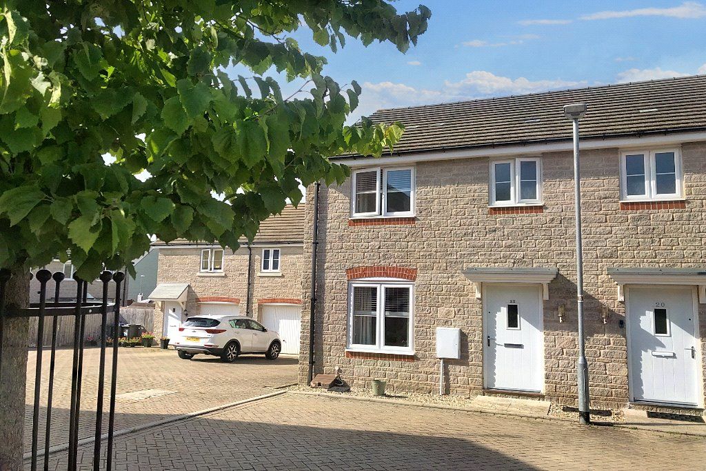 3 bed semidetached house for sale in Lower Mill, Ridgeway Farm