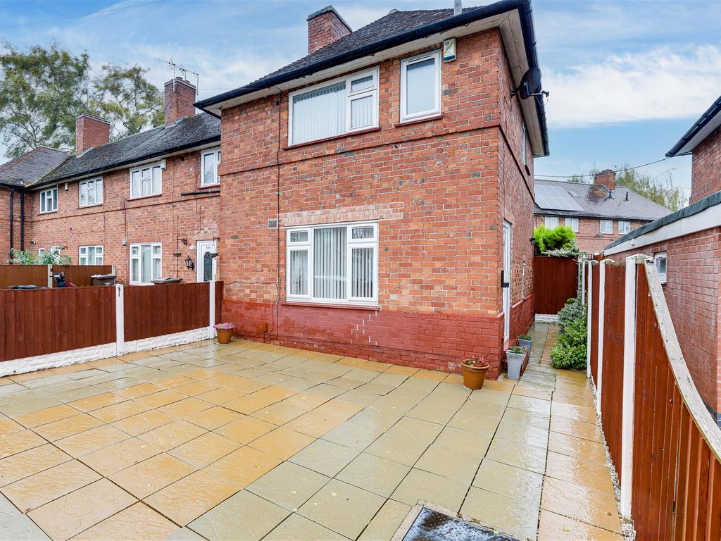3 bed end terrace house for sale in Berridge Road, Forest Fields, Nottinghamshire NG7, £170,000