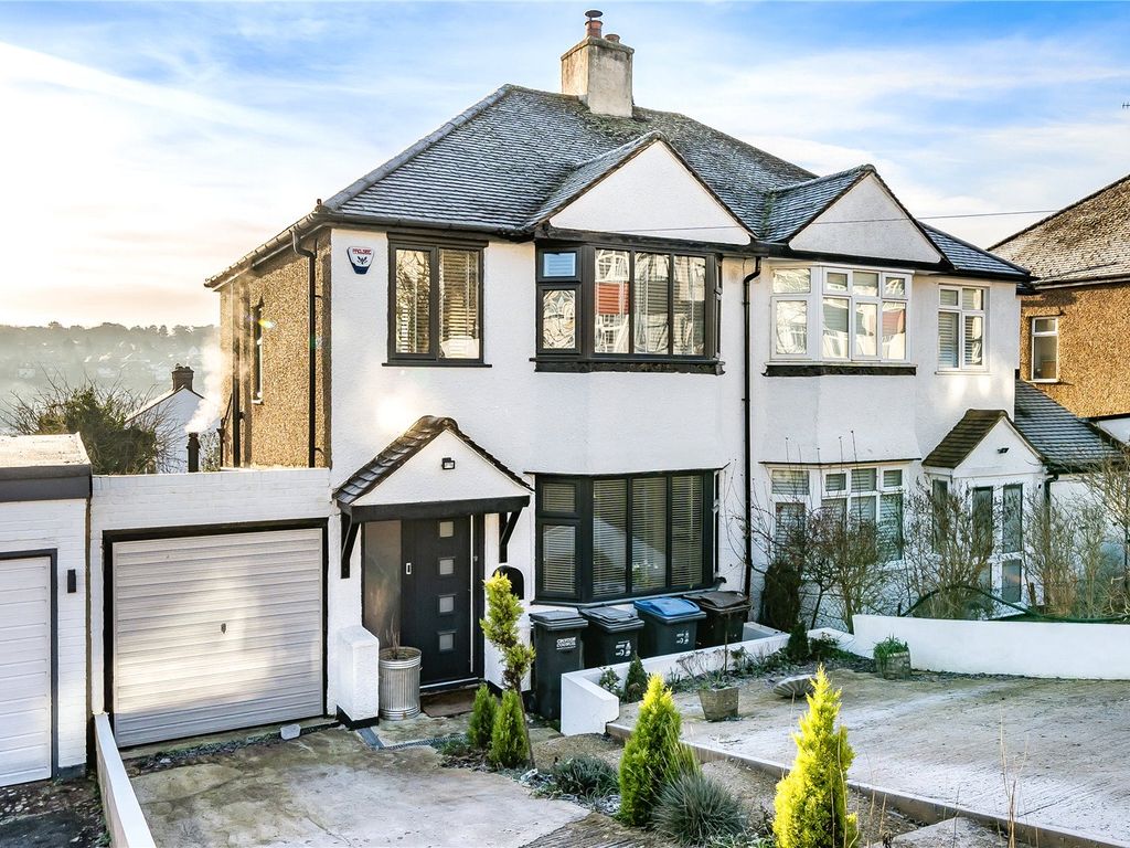 3 bed semidetached house for sale in Winifred Road, Coulsdon CR5 Zoopla