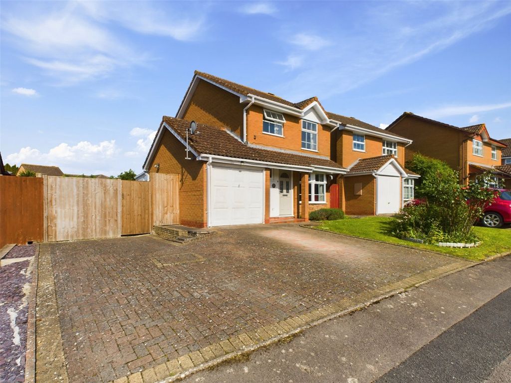 3 bed detached house for sale in Bader Avenue, Churchdown, Gloucester