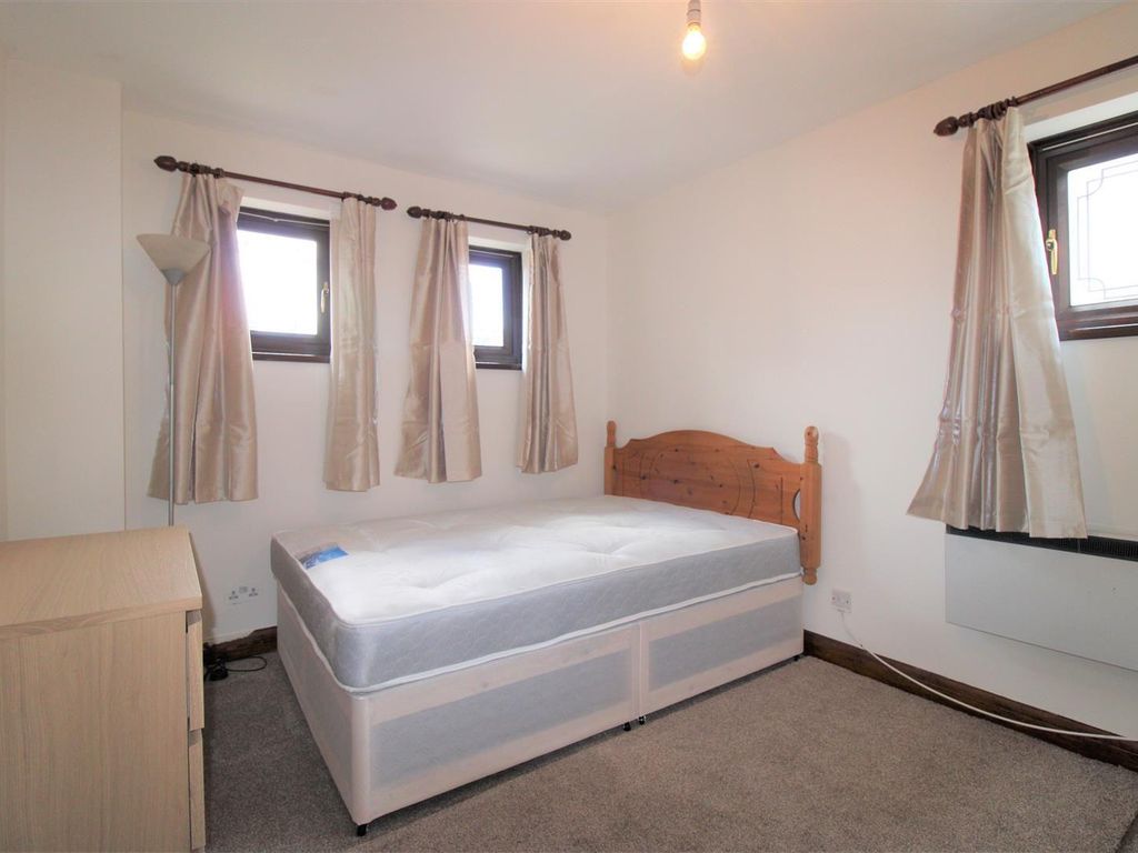 Room to rent in (Bills Included) Lincoln Road, Forest Gate E7, £750 pcm