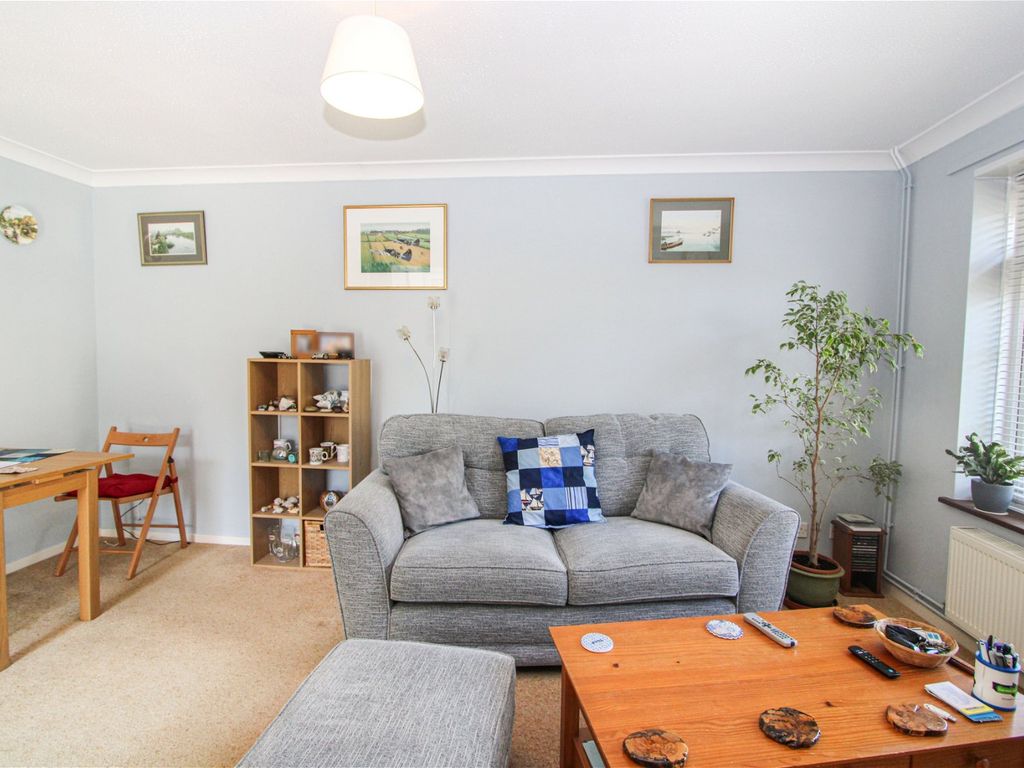 2 bed semidetached bungalow for sale in Canterbury Drive, Dibden