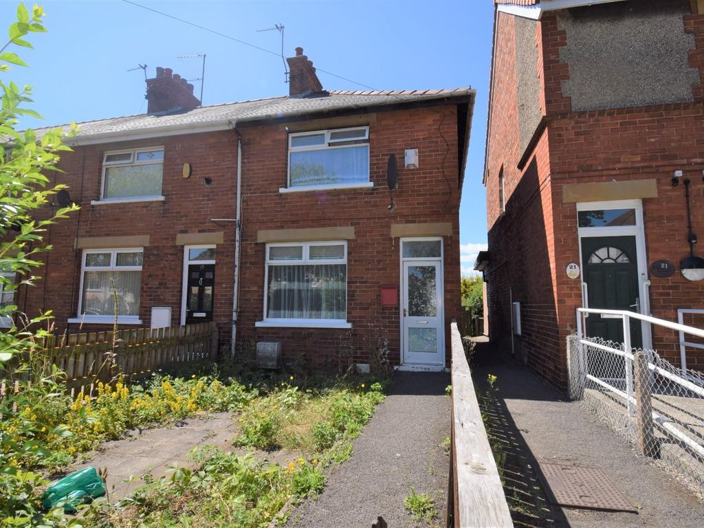 3 bed end terrace house for sale in Watsons Avenue, Bridlington YO16