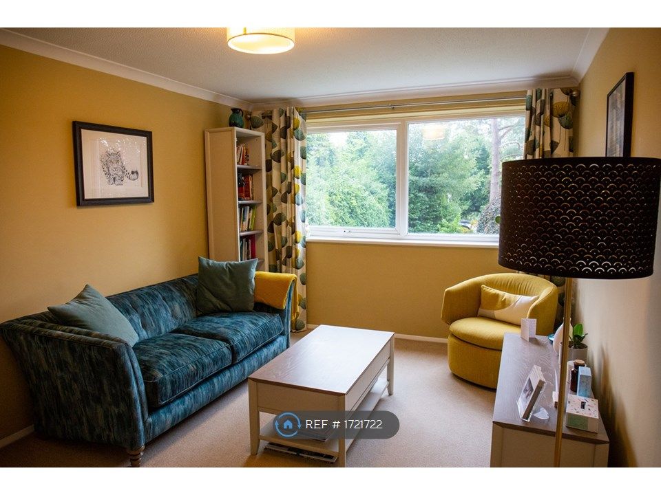 1 bed flat to rent in Rossiter Lodge, Guildford GU1 Zoopla