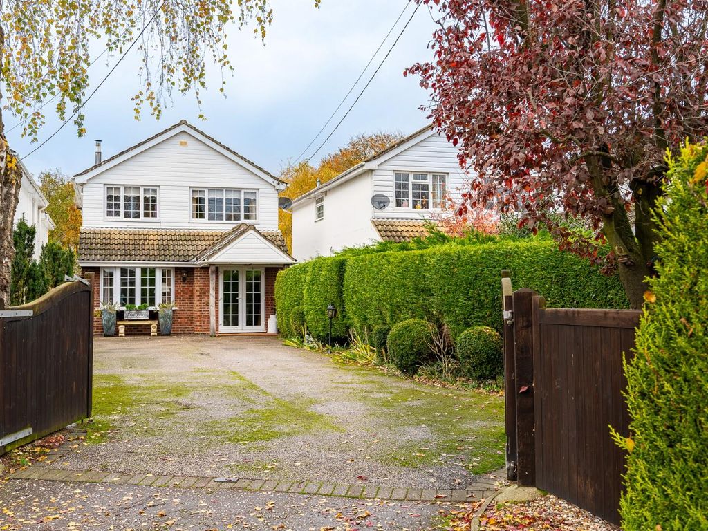 4 bed detached house for sale in Nunnery Street, Castle Hedingham