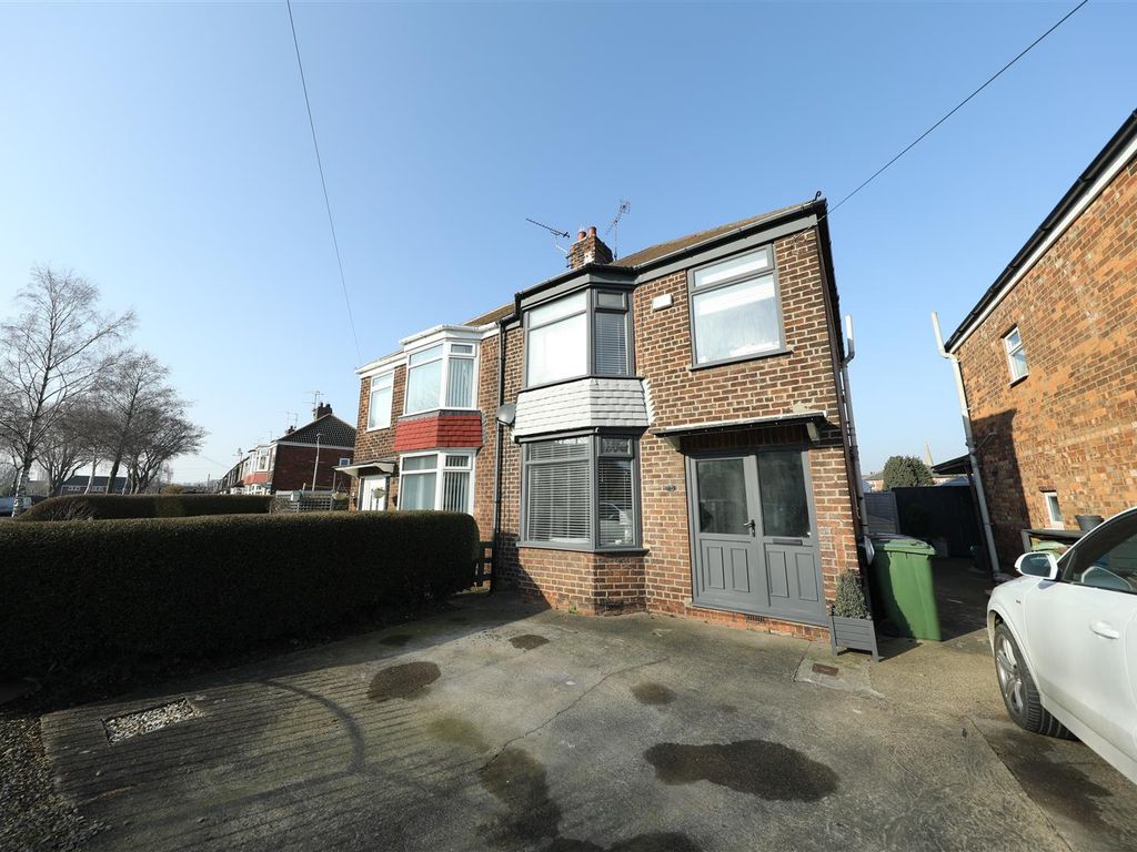 3 bed semidetached house for sale in Buttfield Road, Hessle HU13 Zoopla