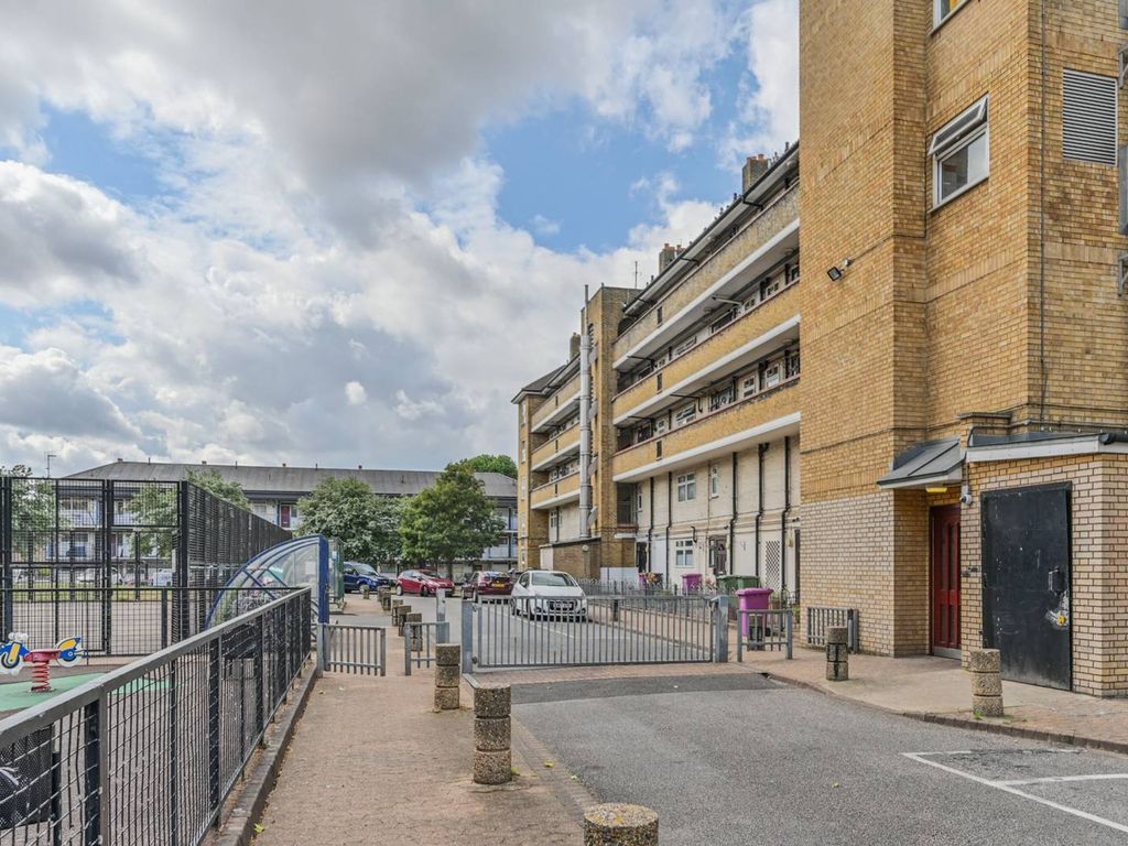 2 bed flat for sale in Way, Bethnal Green, London E2 Zoopla