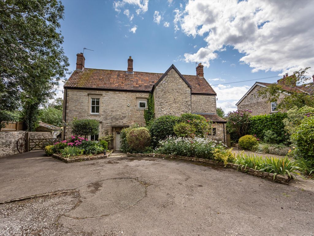 5 bed detached house for sale in Millards Hill, Midsomer Norton