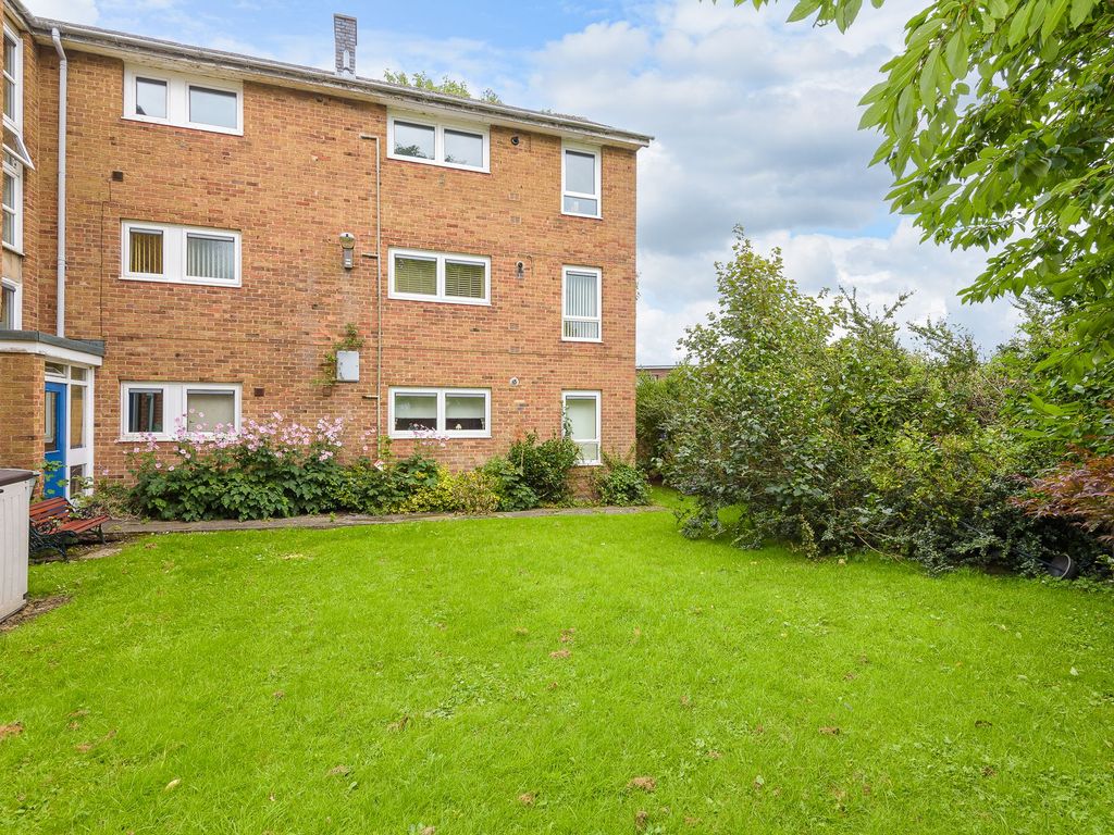 2 bed flat for sale in Latham Square, Bents Green S11, £205,000 Zoopla