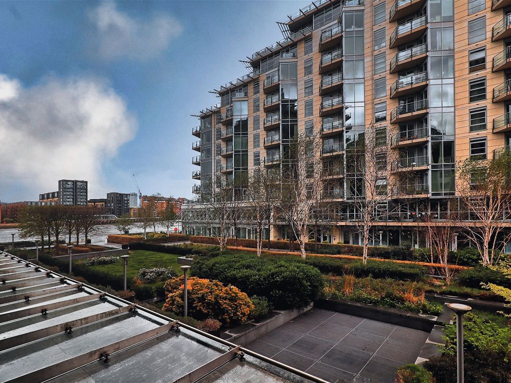 2 bed flat for sale in Battersea Reach, Juniper Drive, London SW18, £