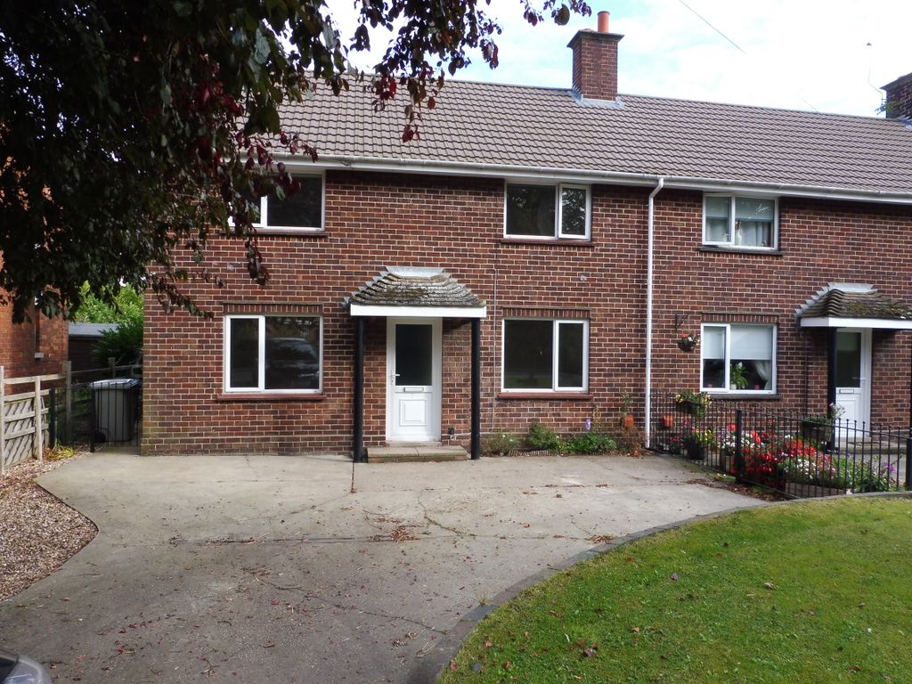 3 bed semidetached house to rent in Station Road, North Thoresby