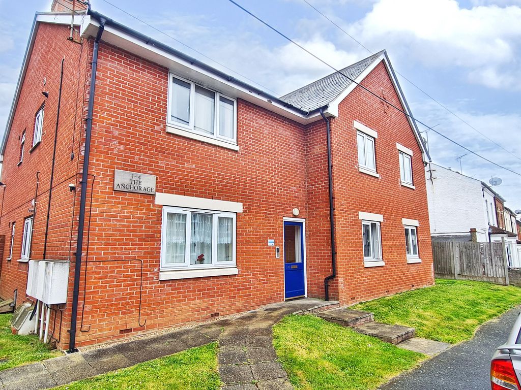 2 bed property to rent in Tyler Street, Harwich CO12 Zoopla