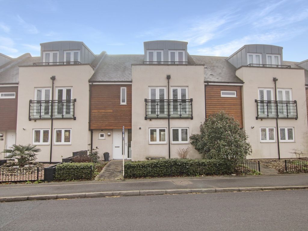 4 bed terraced house for sale in Goldhanger Road, Heybridge CM9 Zoopla