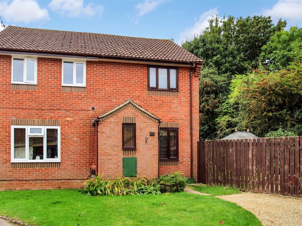 2 bed semidetached house to rent in Matley Moor, Liden, Swindon SN3